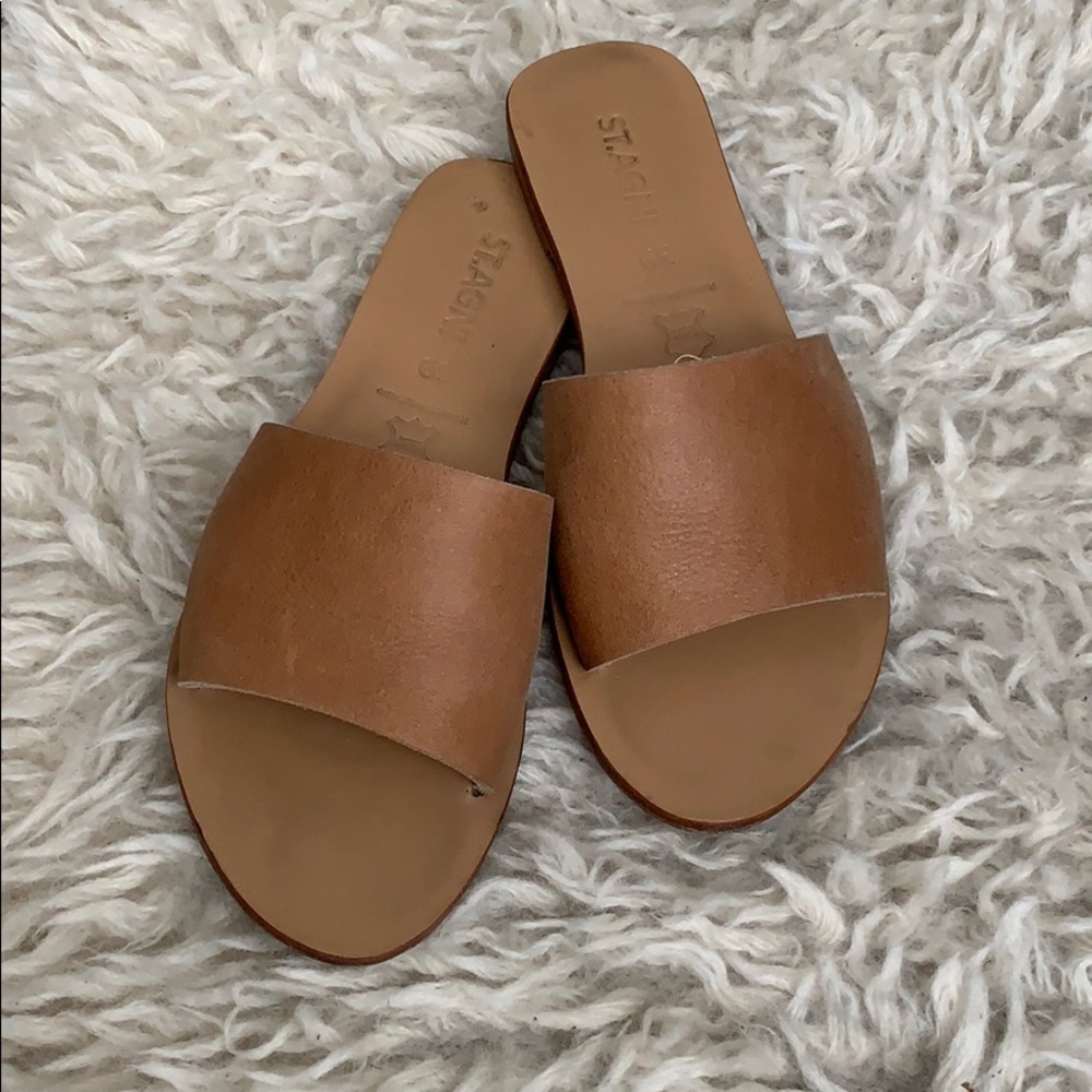 Tan leather St. Agni sandals.